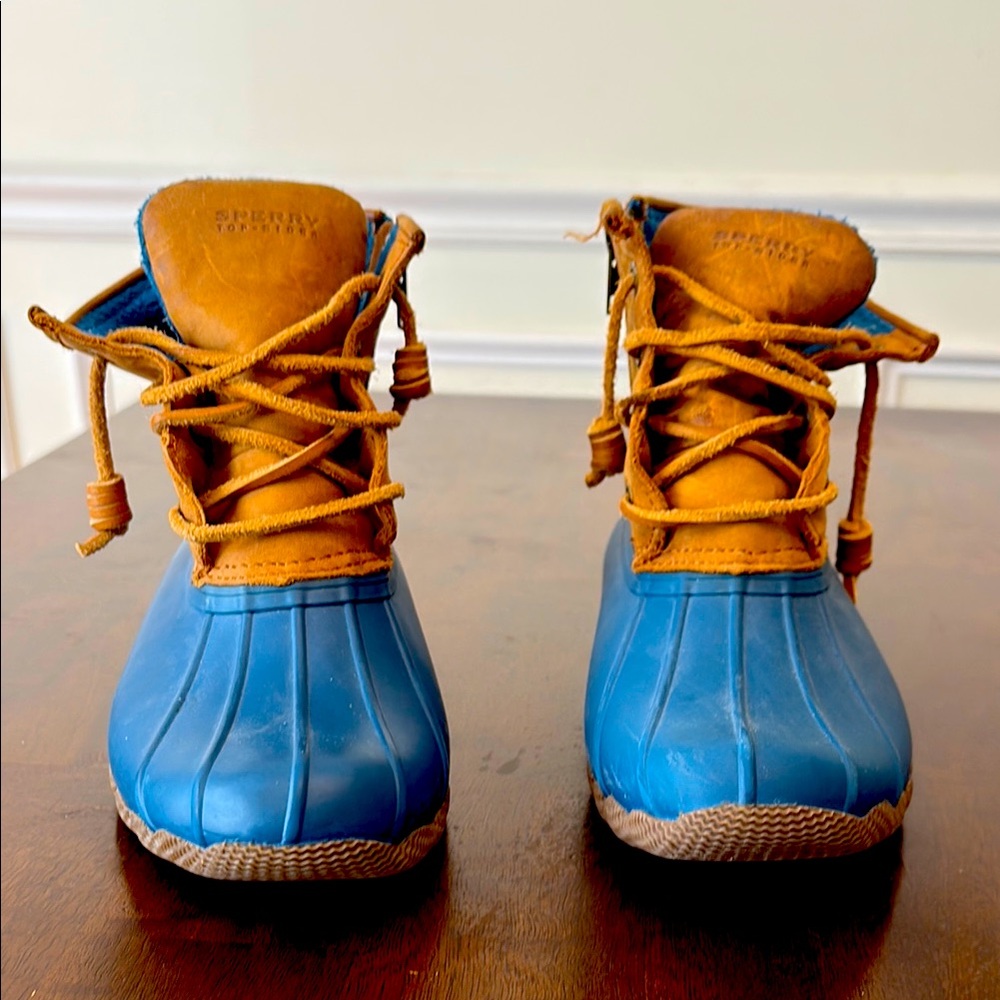 Sperry top-sider duck boots. Size 6